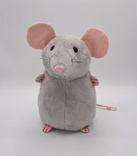 Load image into Gallery viewer, Edie Mouse Mini Kit