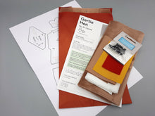 Load image into Gallery viewer, Gertie Hen Mini Kit