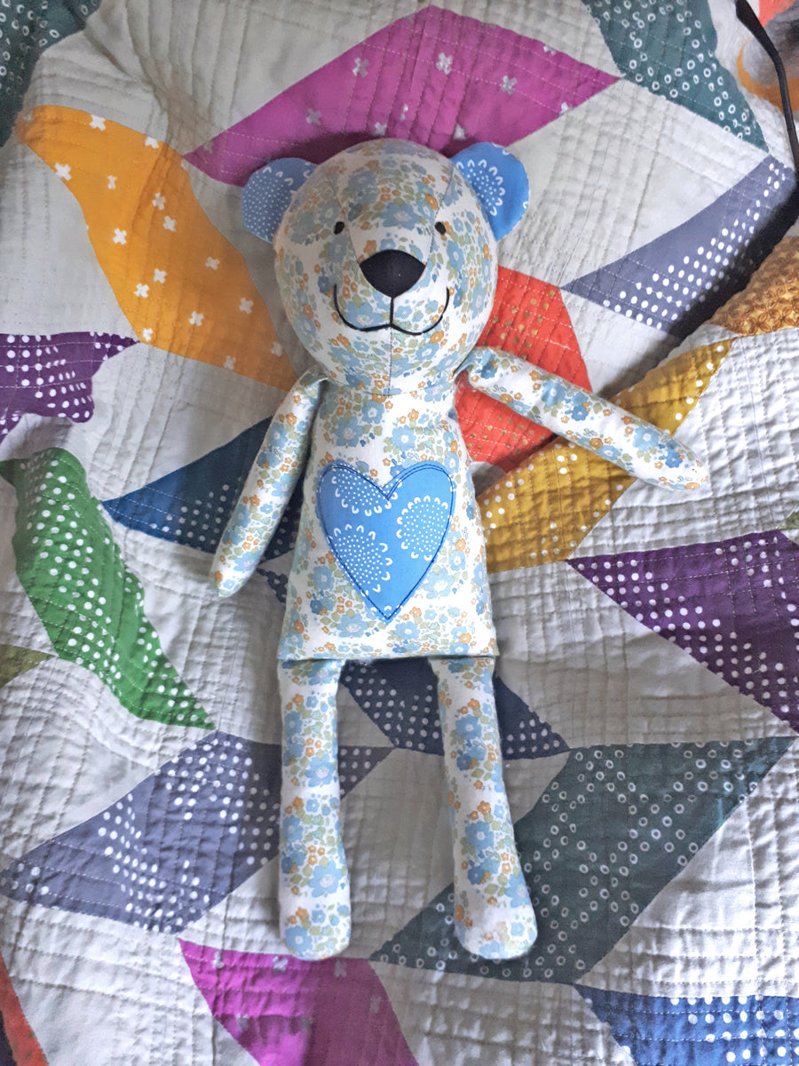 Breezy Bear PDF Pattern FREE! – Two Owls Design