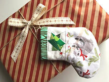 Load image into Gallery viewer, Holly Mini Stocking PDF Pattern
