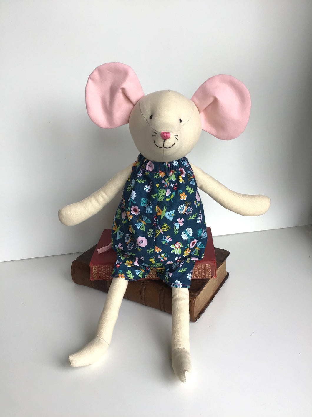 Nell Mouse PDF Pattern