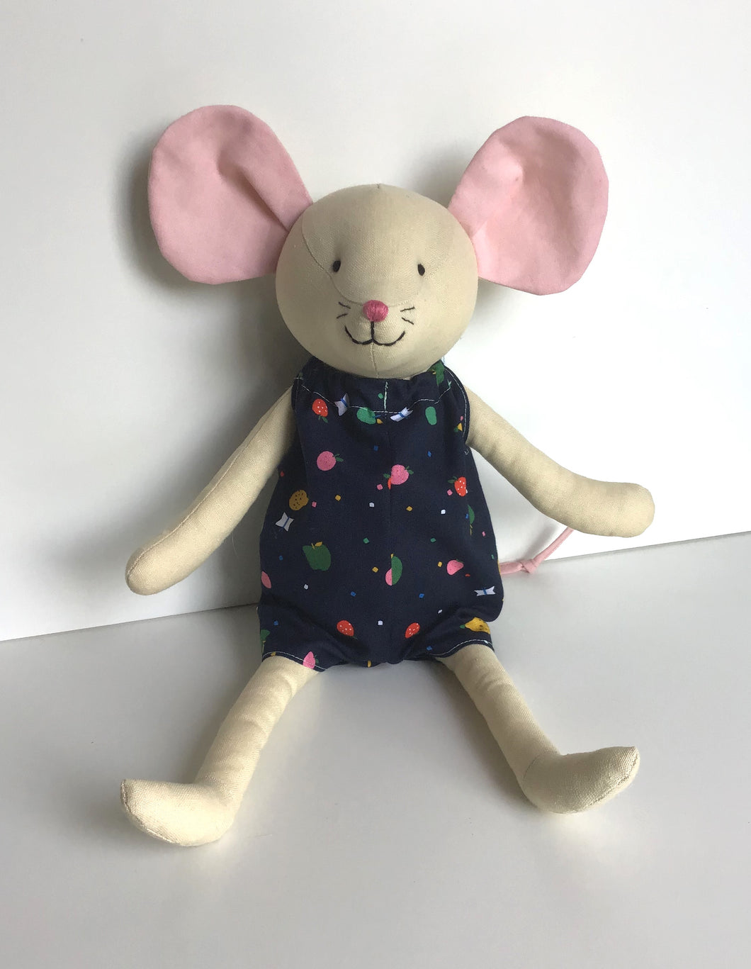 Nell Mouse Kit *Reduced - Scuffed Booklet*