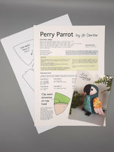 Load image into Gallery viewer, Perry Parrot Pattern
